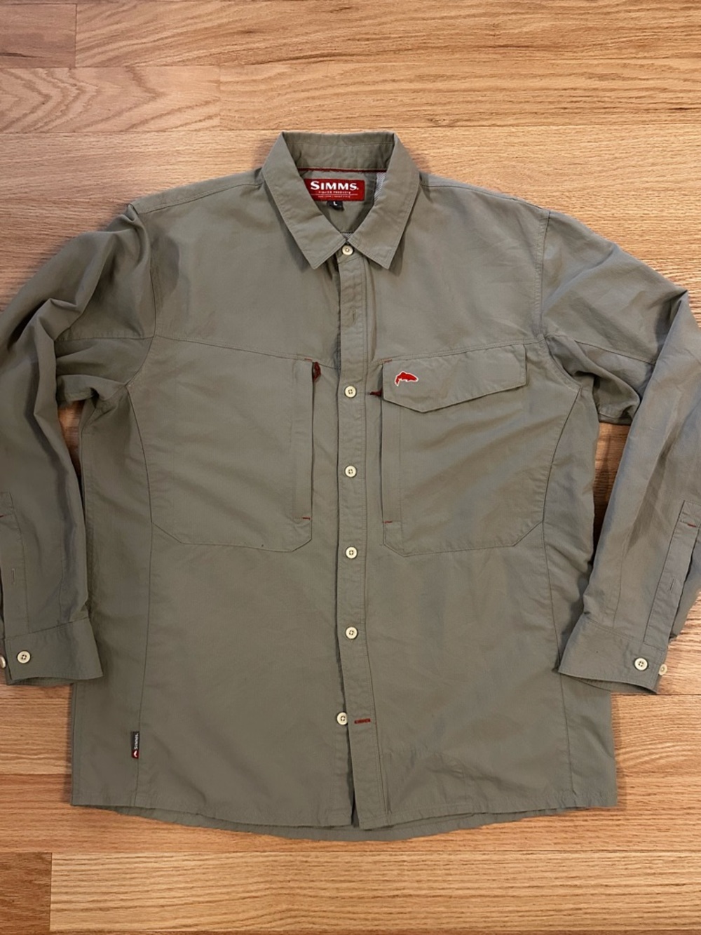 Simms button front fishing shirt